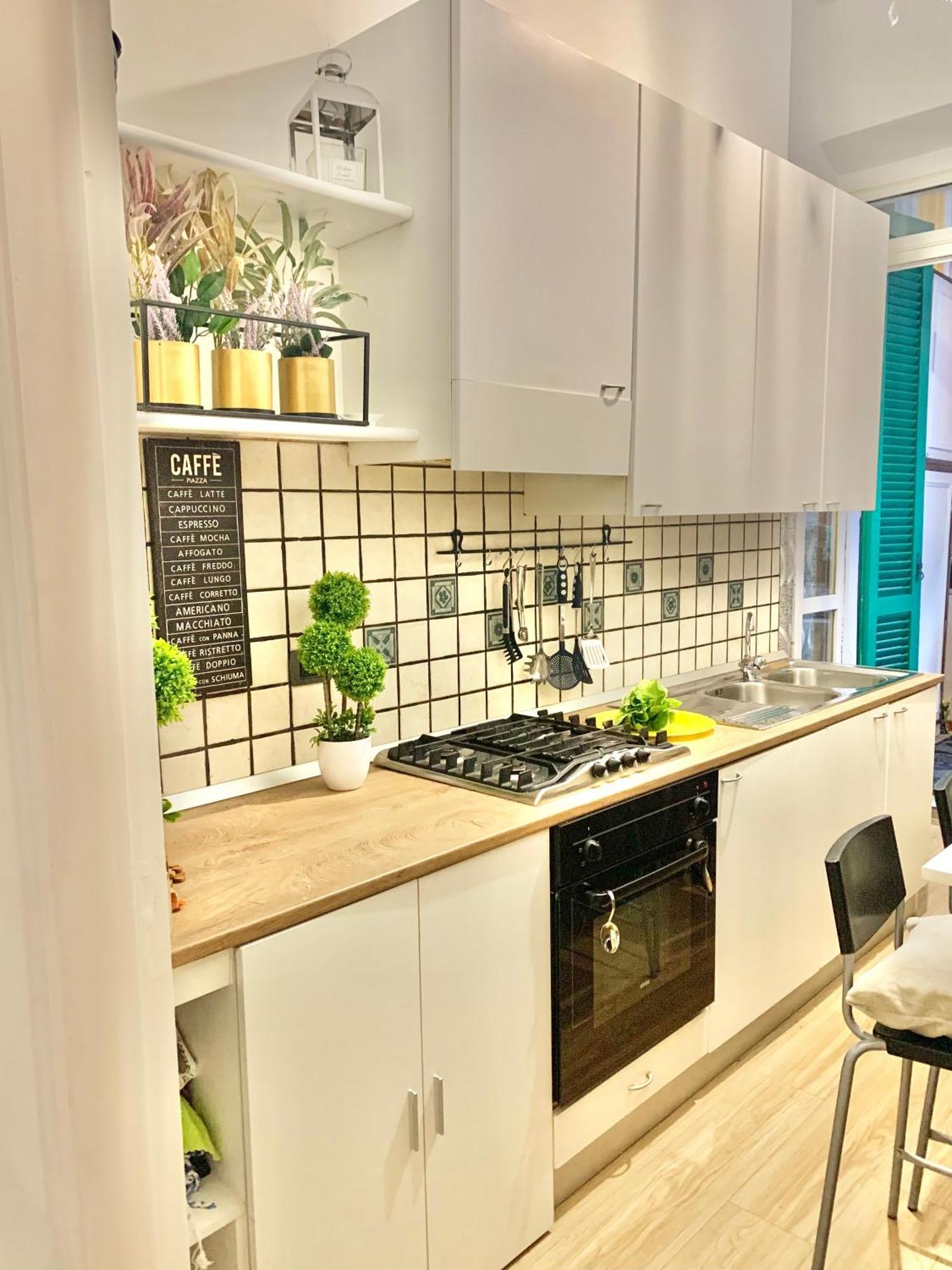 Golden Apartment بيومبينوا المظهر الخارجي الصورة